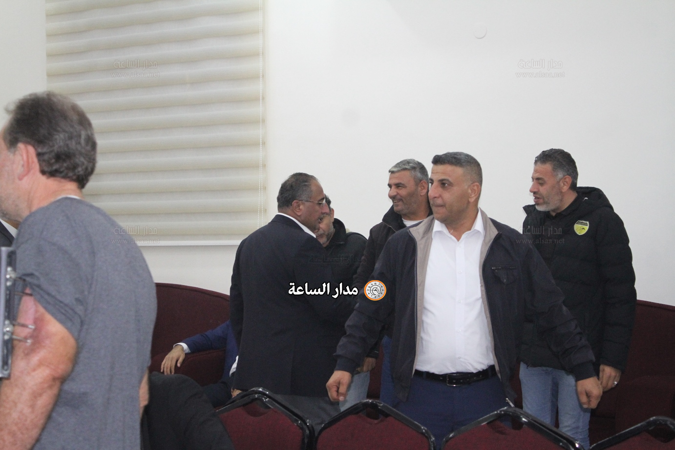 Madar Al-Saa Images 0.5574991633583879