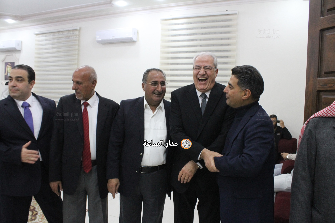 Madar Al-Saa Images 0.9996322612156396