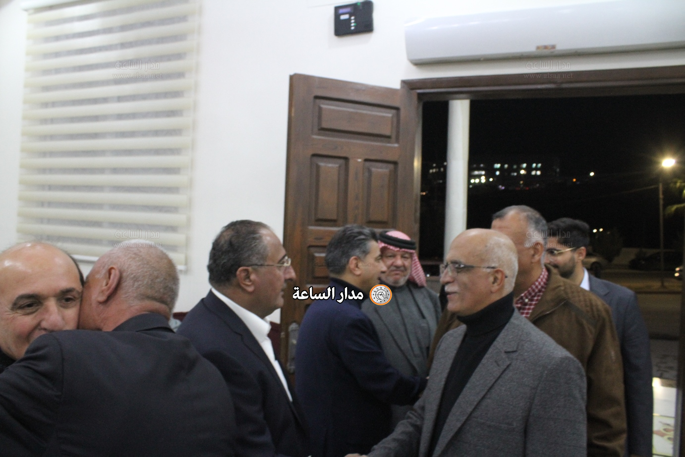 Madar Al-Saa Images 0.7796979446365202