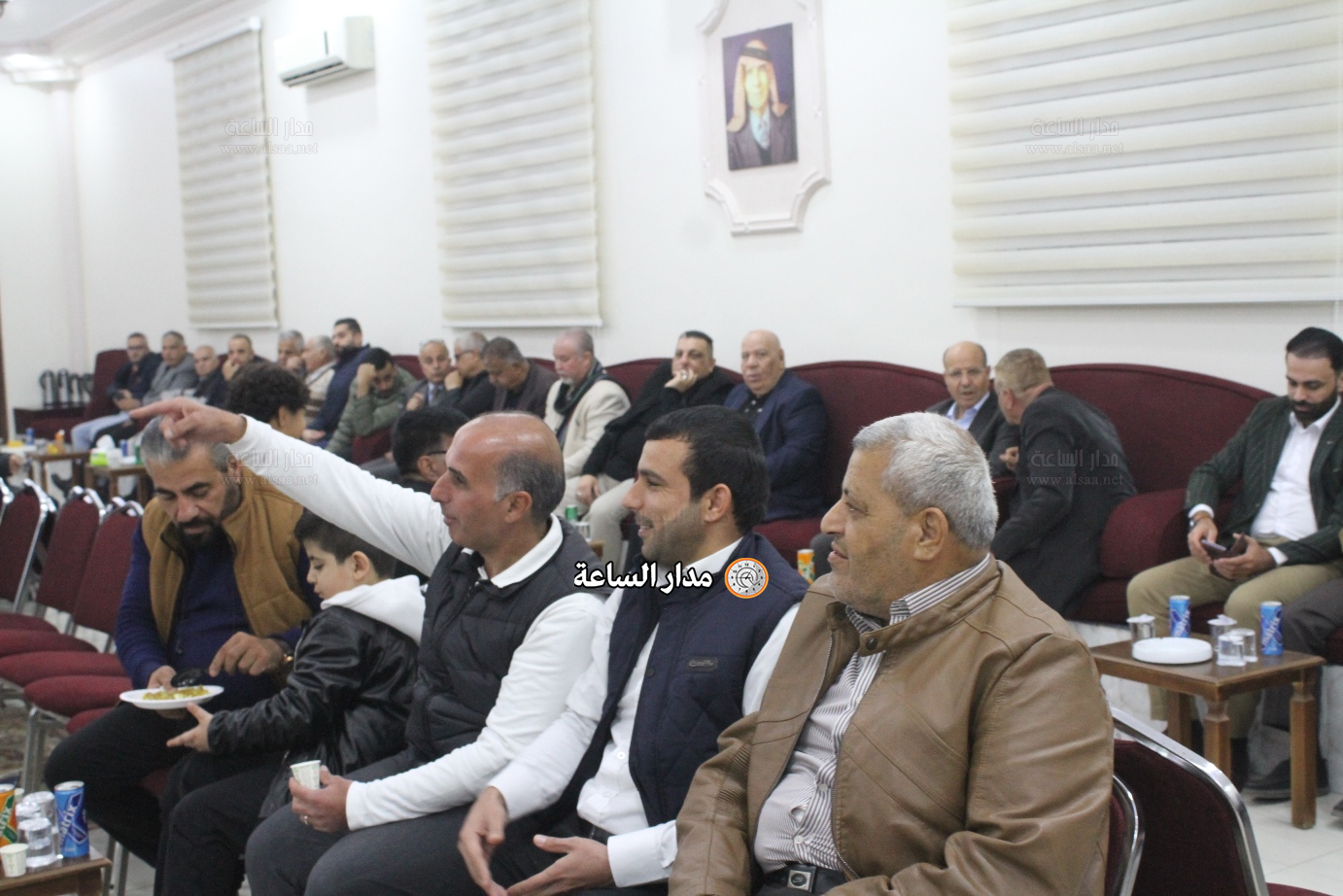 Madar Al-Saa Images 0.4408226480303745