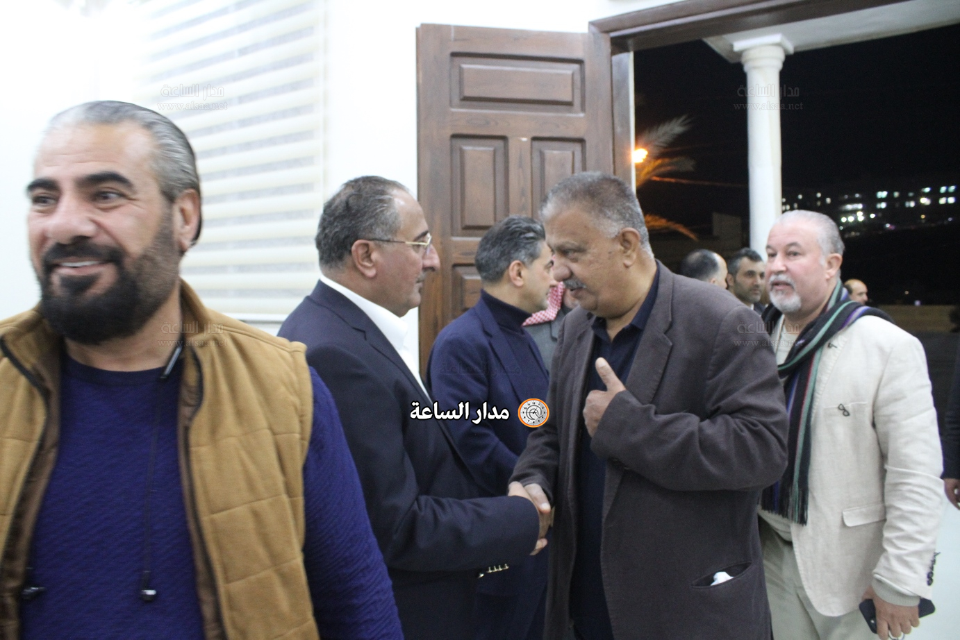 Madar Al-Saa Images 0.3438653049393905