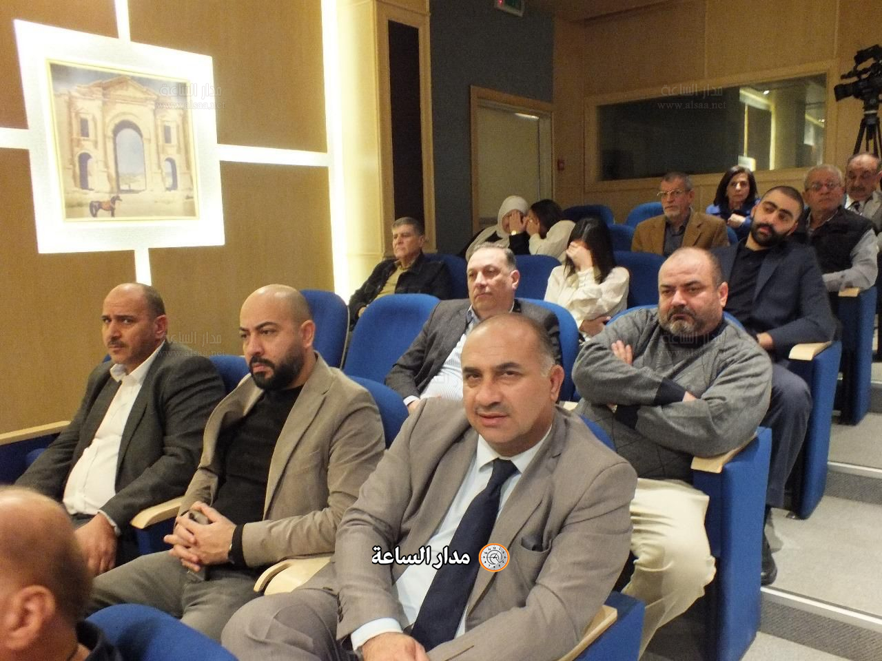 Madar Al-Saa Images 0.09750124172200136