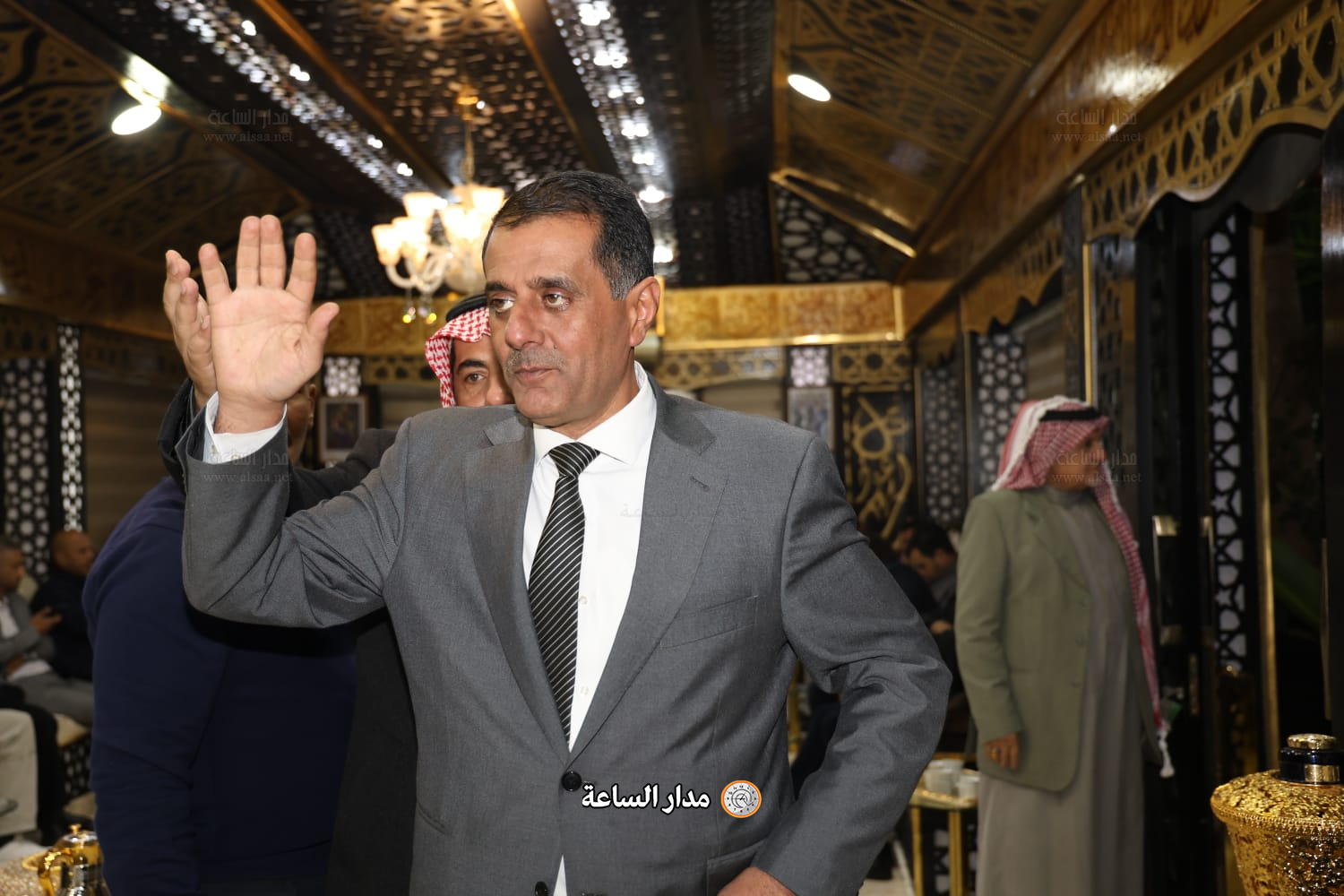 Madar Al-Saa Images 0.9935211091149463