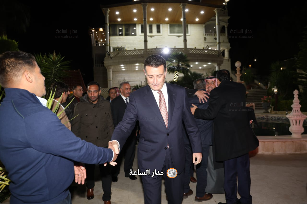 Madar Al-Saa Images 0.5402394818668939