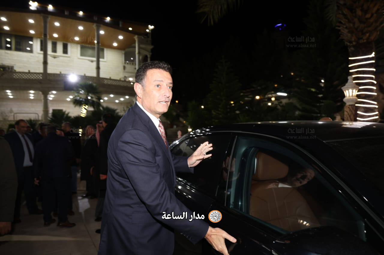 Madar Al-Saa Images 0.6248583849621325