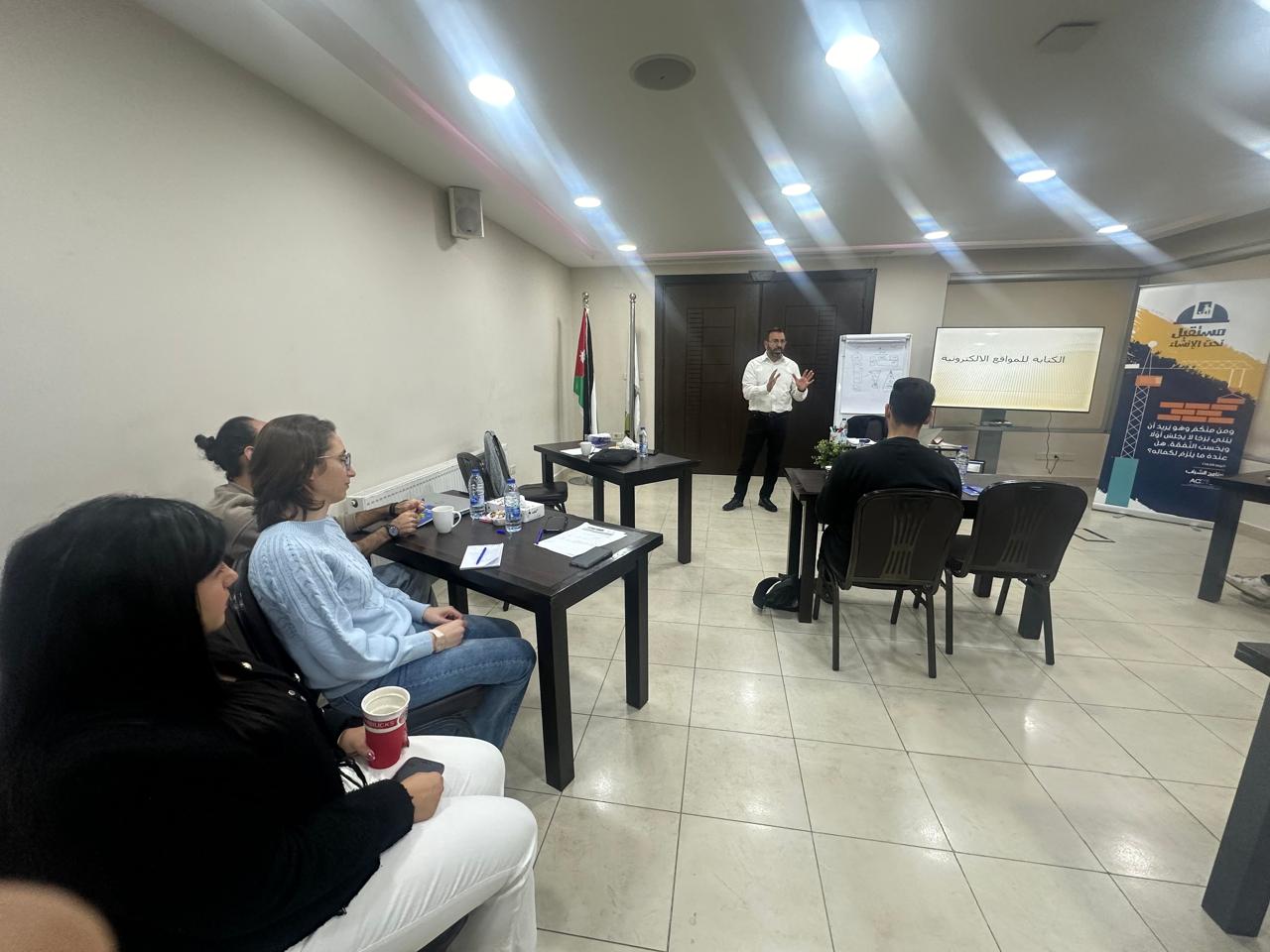 Madar Al-Saa Images 0.15027266749408197