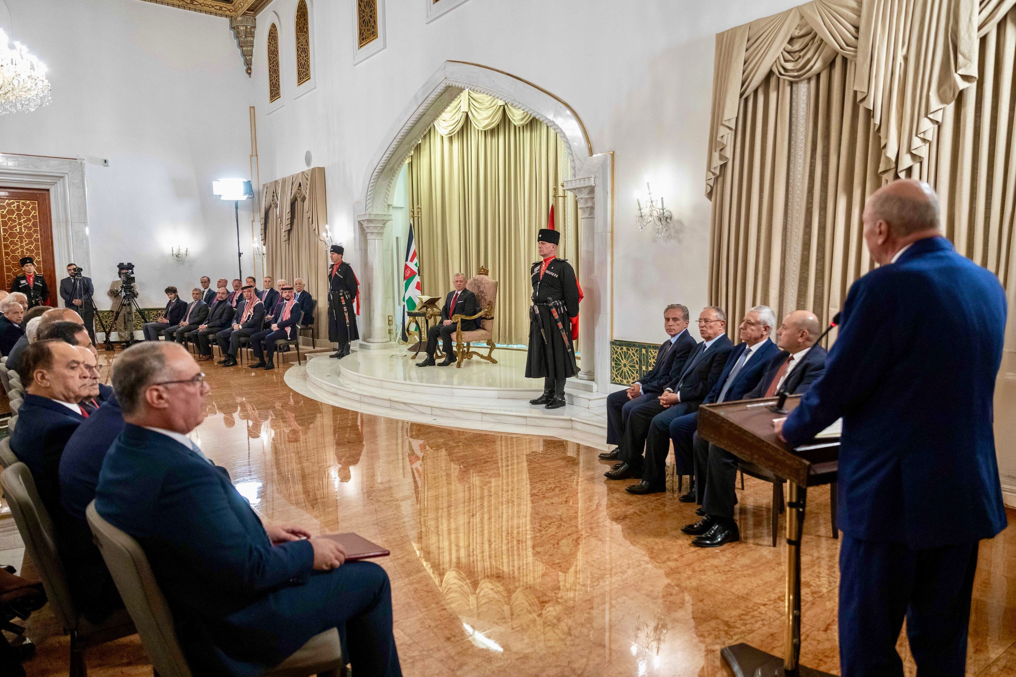 Madar Al-Saa Images 0.11338715810081523