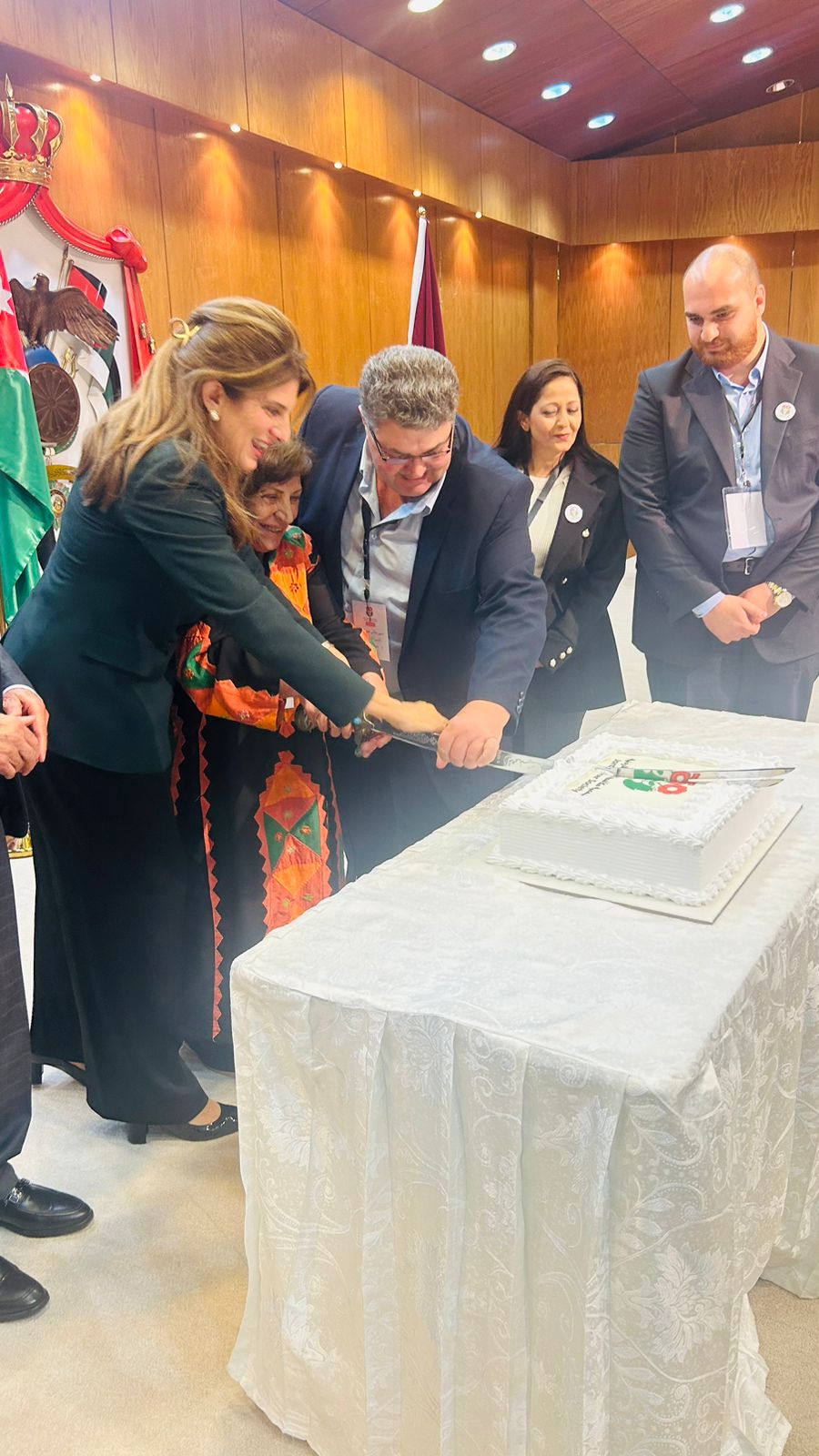 Madar Al-Saa Images 0.03123891780817134