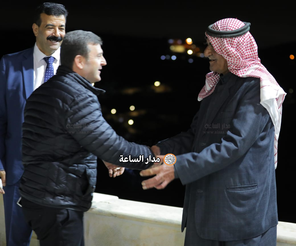 Madar Al-Saa Images 0.7450521662226337