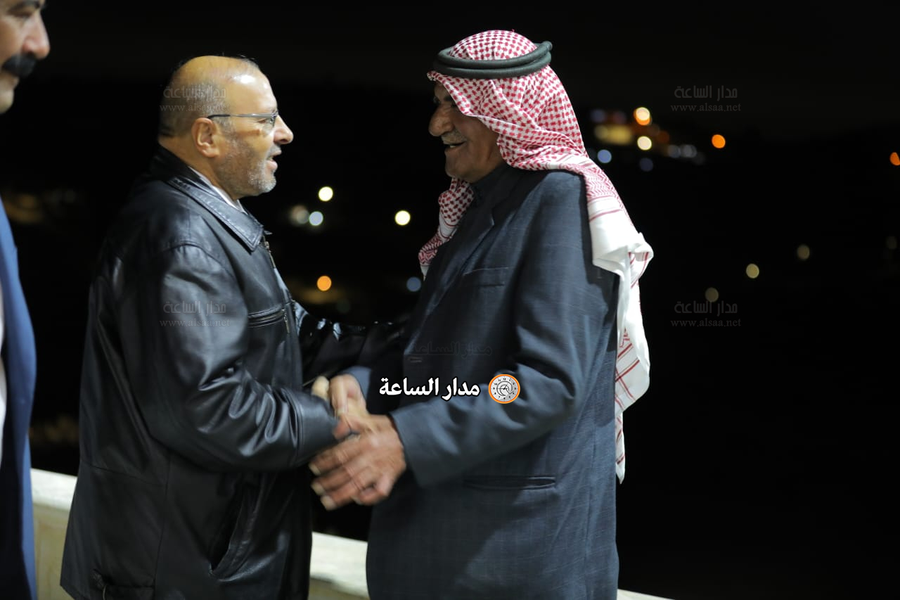 Madar Al-Saa Images 0.8392849536920215