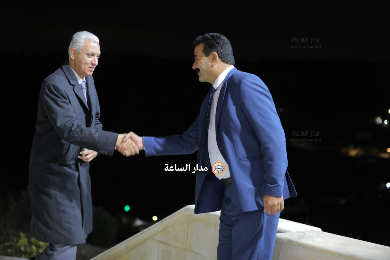 Madar Al-Saa Images 0.0637951721688852