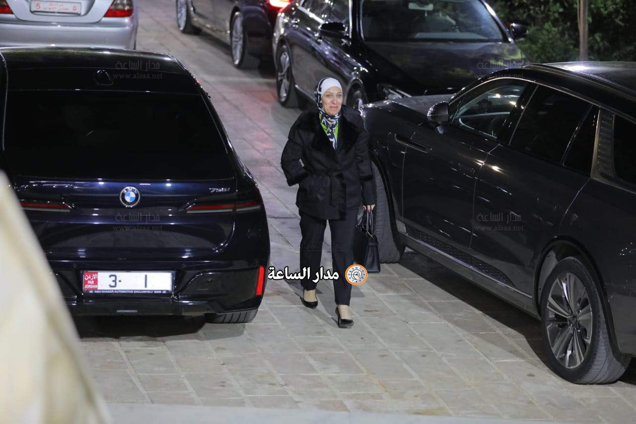 Madar Al-Saa Images 0.7870379816686042