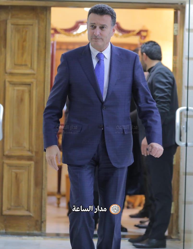 Madar Al-Saa Images 0.3987700880894751