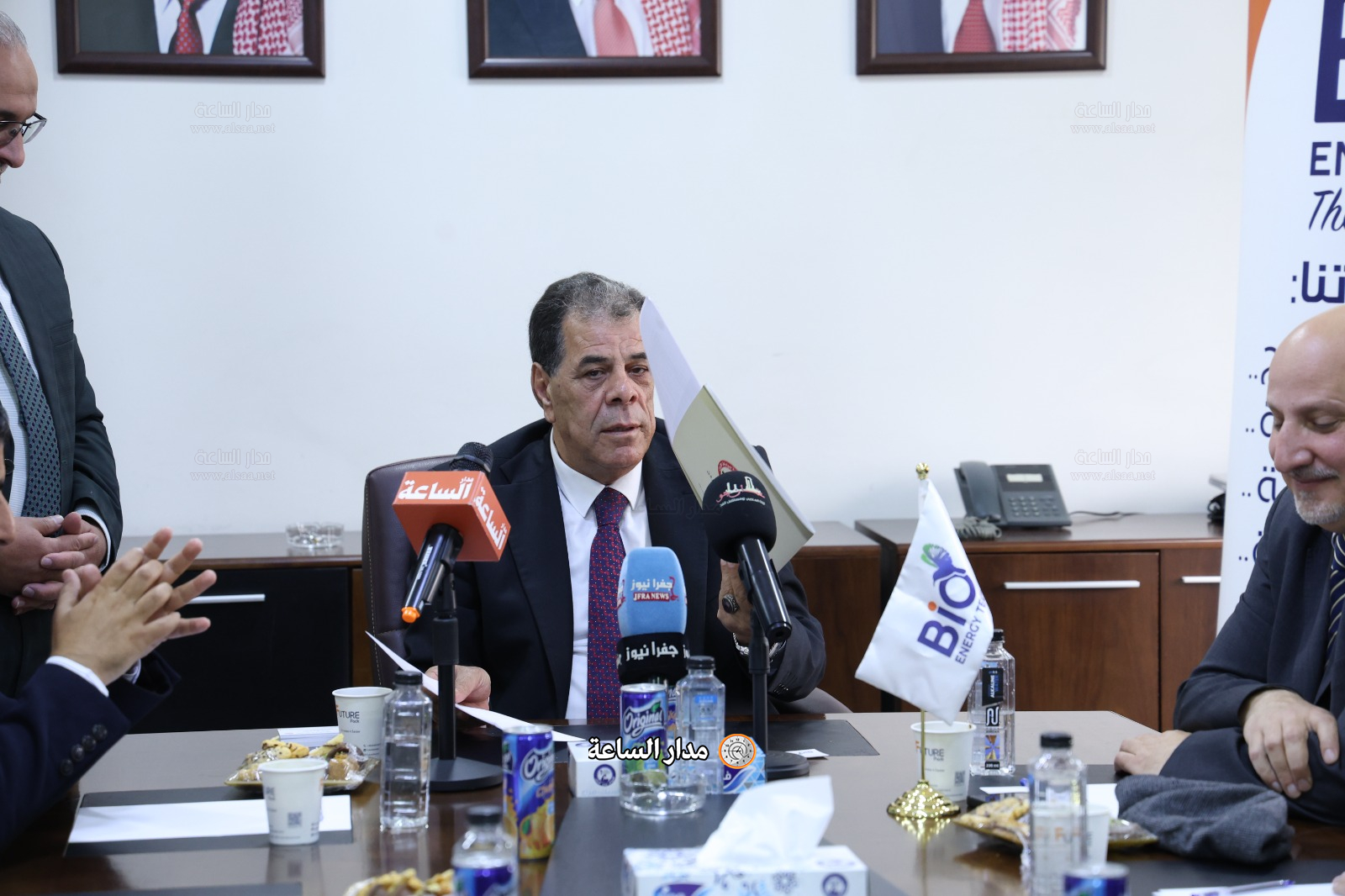 Madar Al-Saa Images 0.40718721017481374