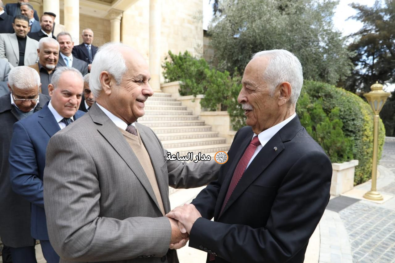 Madar Al-Saa Images 0.8341682855094588