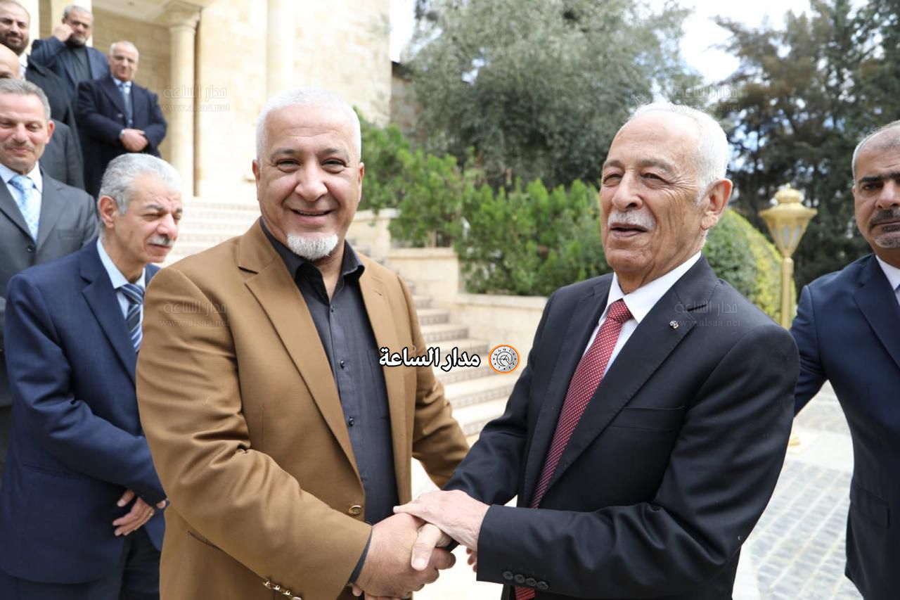 Madar Al-Saa Images 0.407377822481803