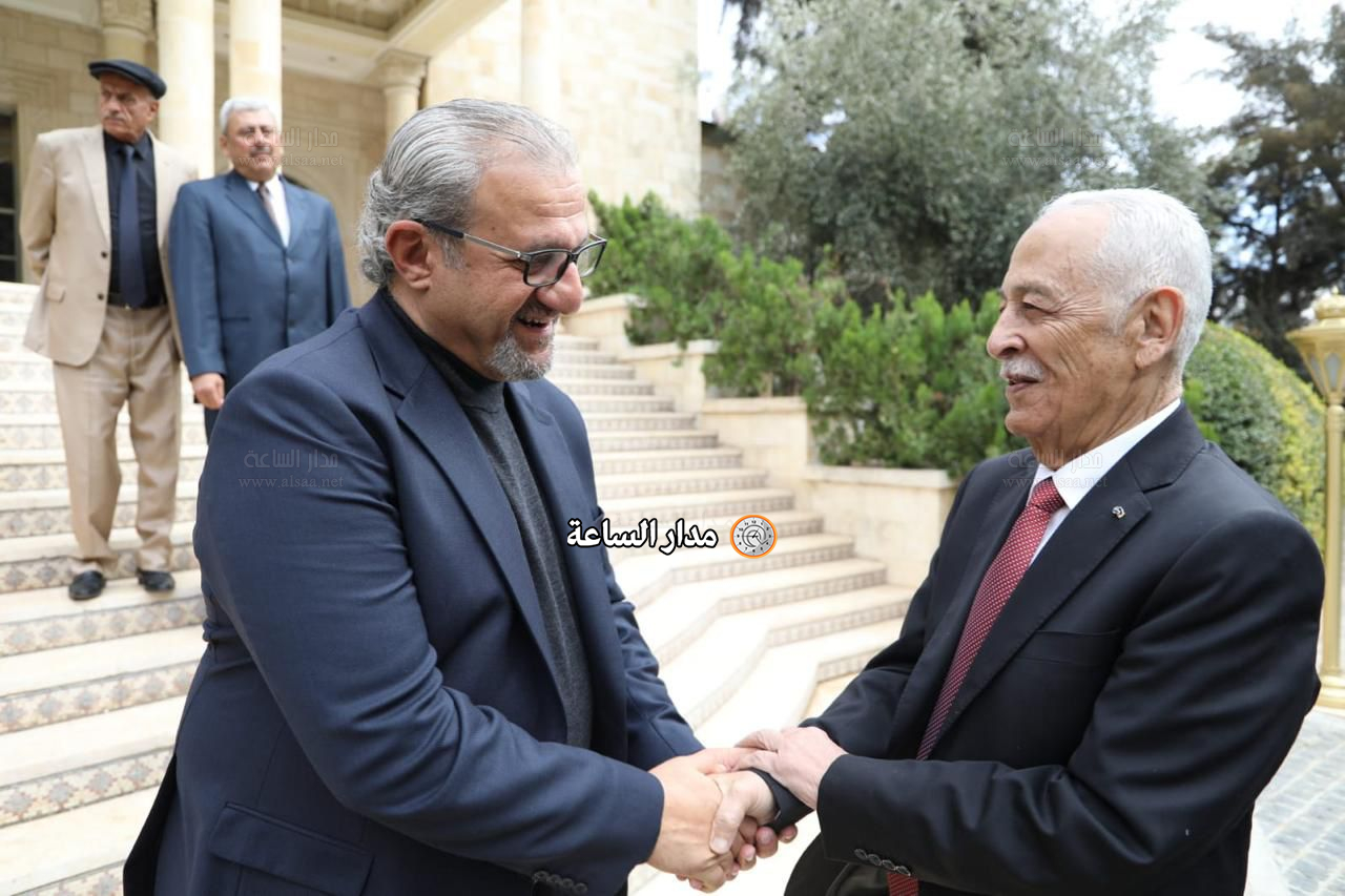 Madar Al-Saa Images 0.831600375134242