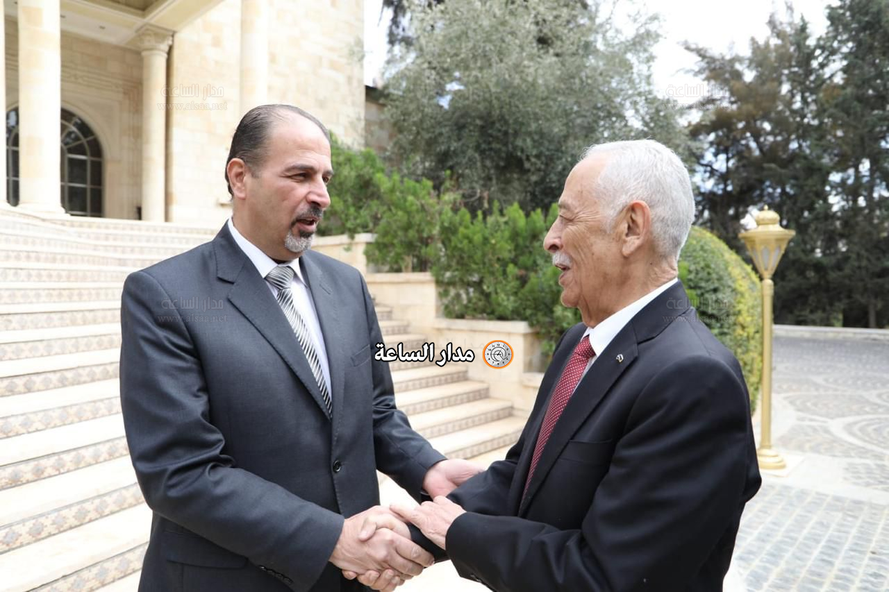 Madar Al-Saa Images 0.21603025032548162