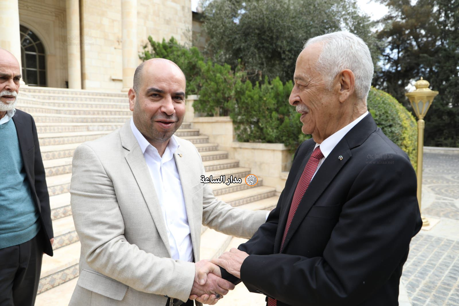 Madar Al-Saa Images 0.47570947094812754