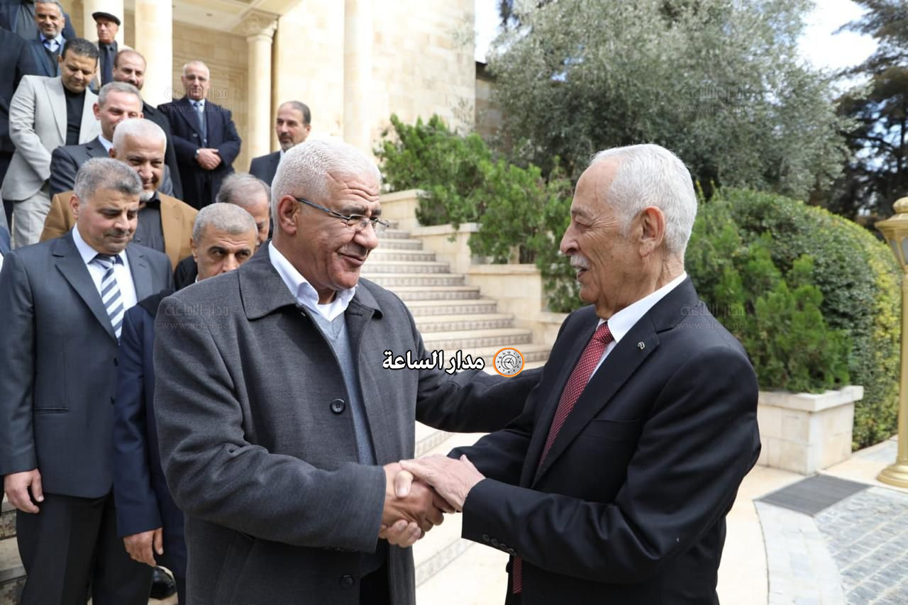 Madar Al-Saa Images 0.6479872487413547