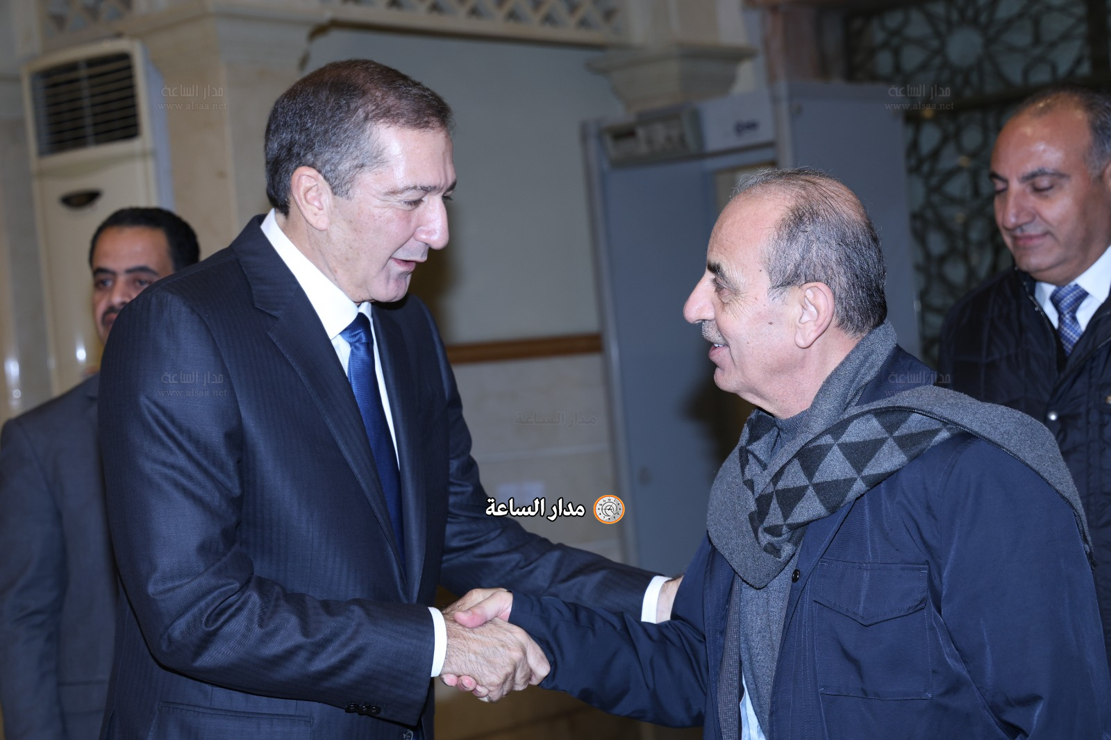 Madar Al-Saa Images 0.43522382833256024