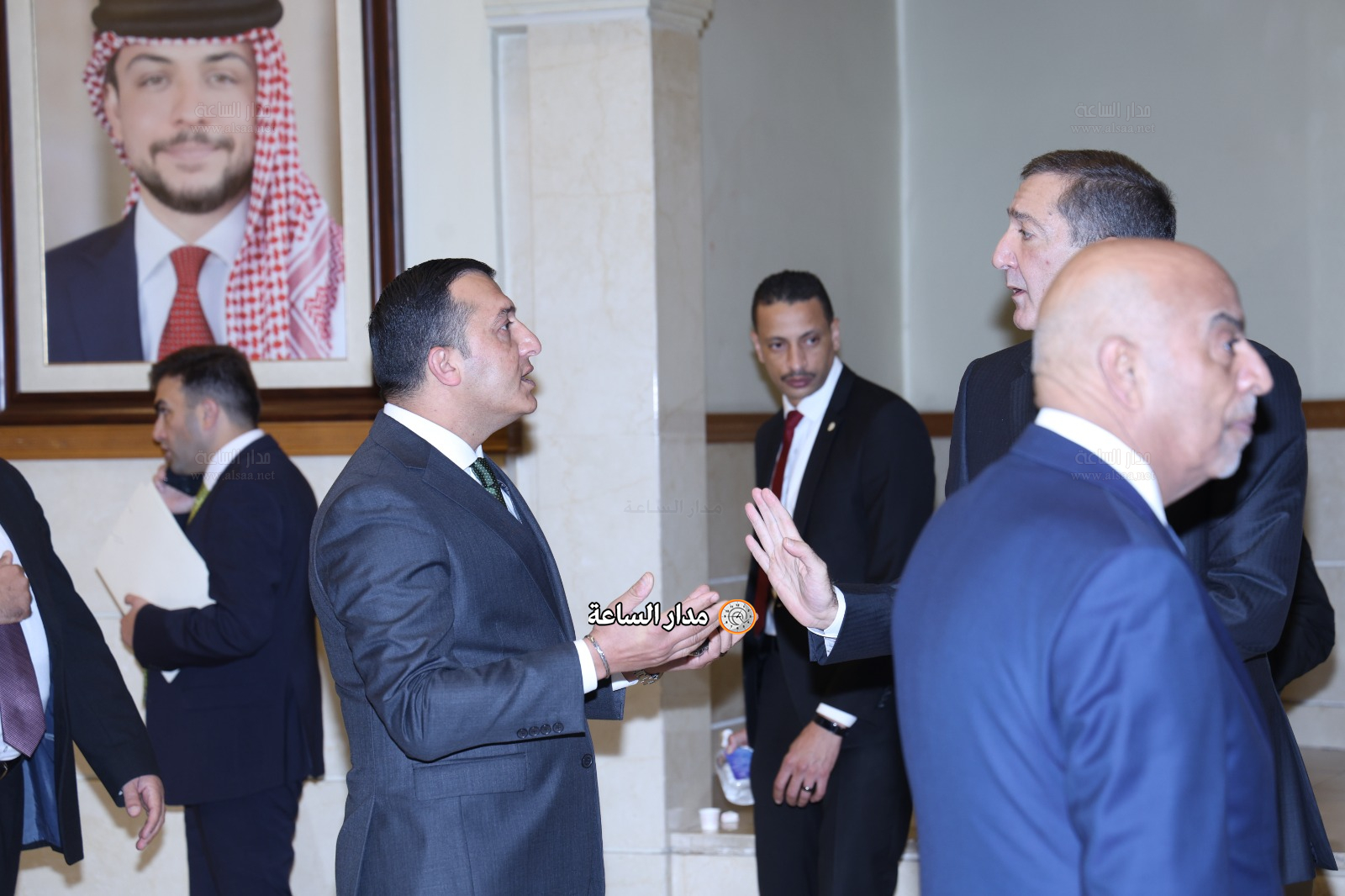 Madar Al-Saa Images 0.8056249108693443