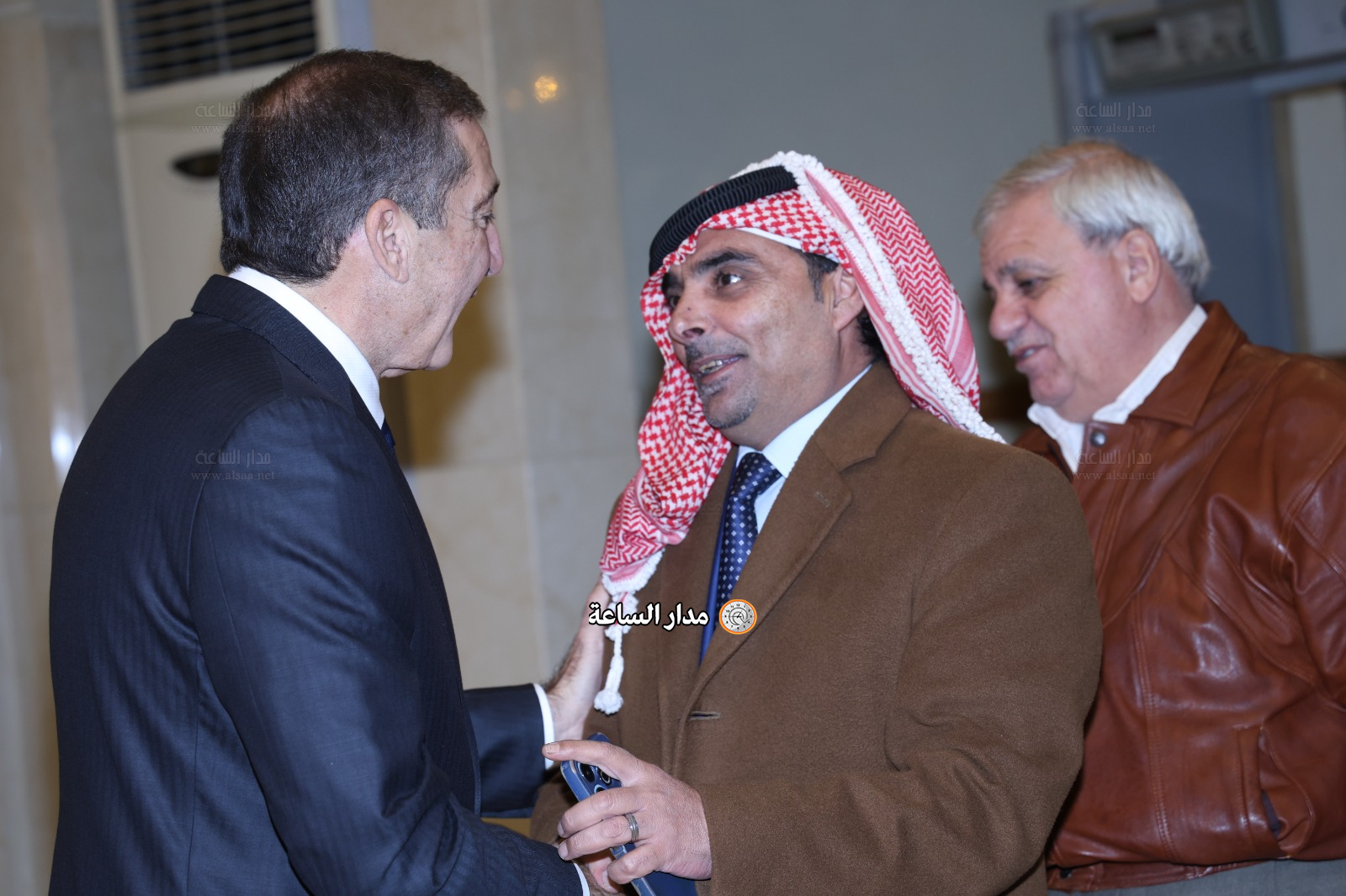 Madar Al-Saa Images 0.8734873368176963