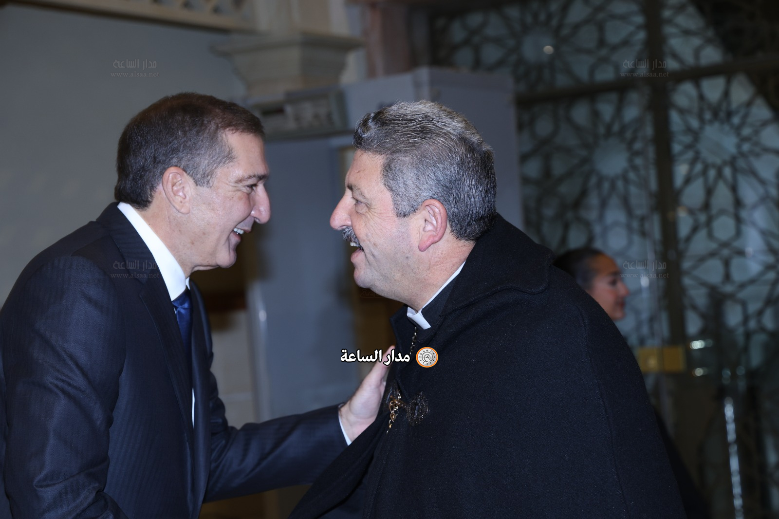 Madar Al-Saa Images 0.6958509714364038