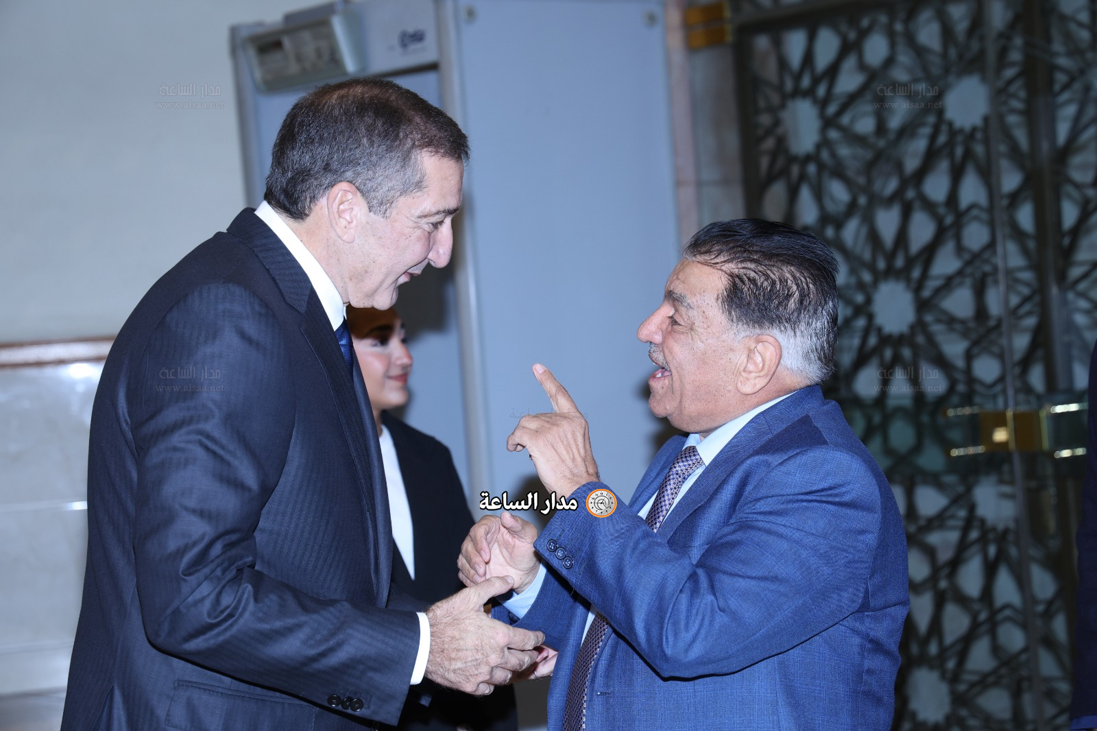 Madar Al-Saa Images 0.41727607039696357