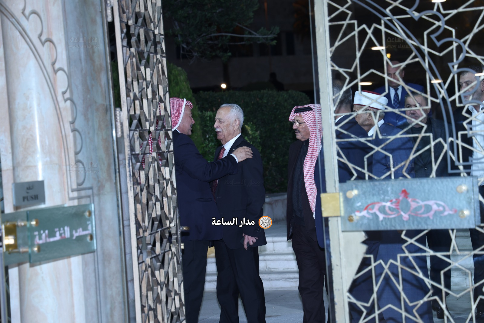 Madar Al-Saa Images 0.1247636181593077