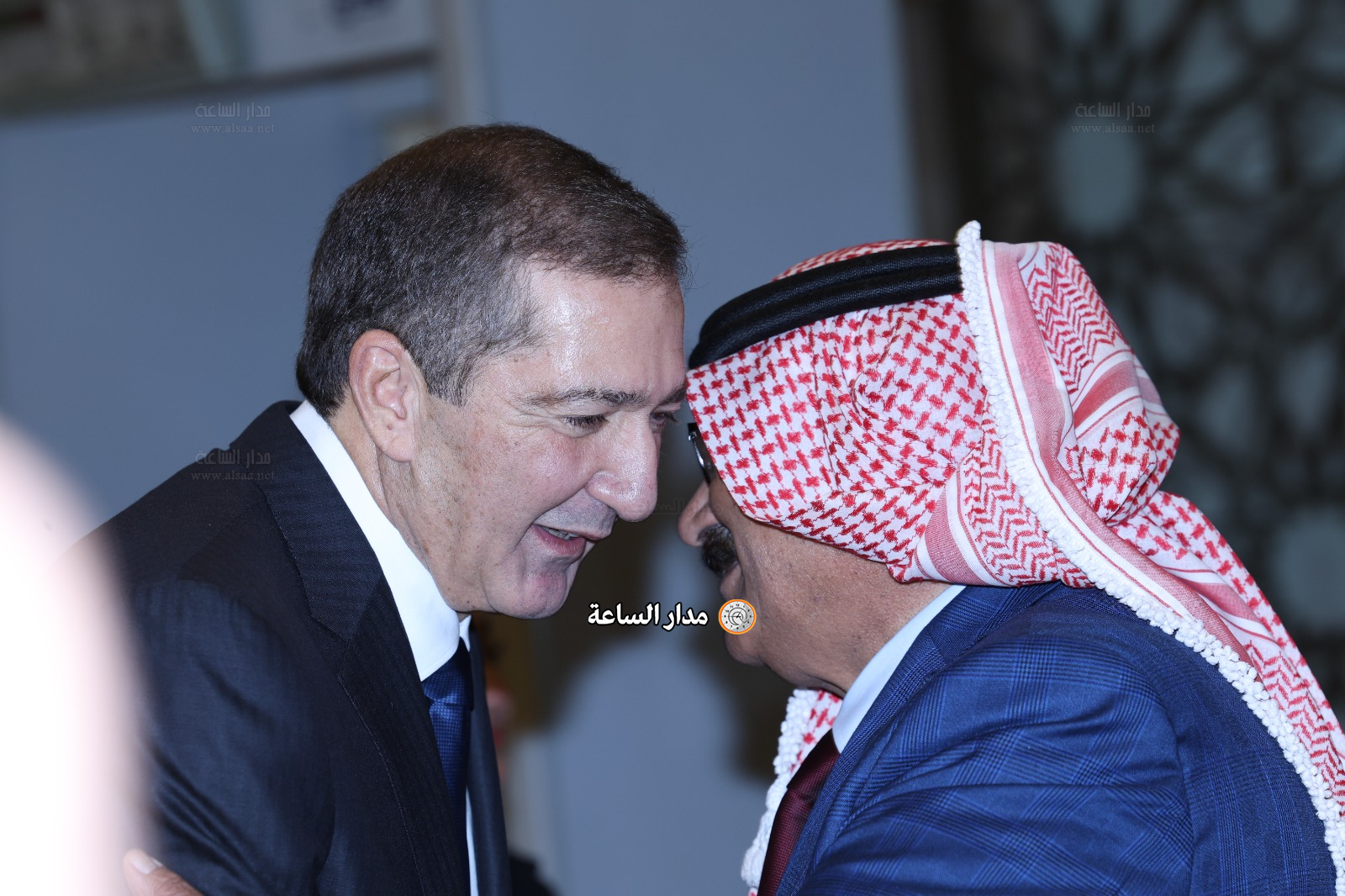 Madar Al-Saa Images 0.9170562489771097