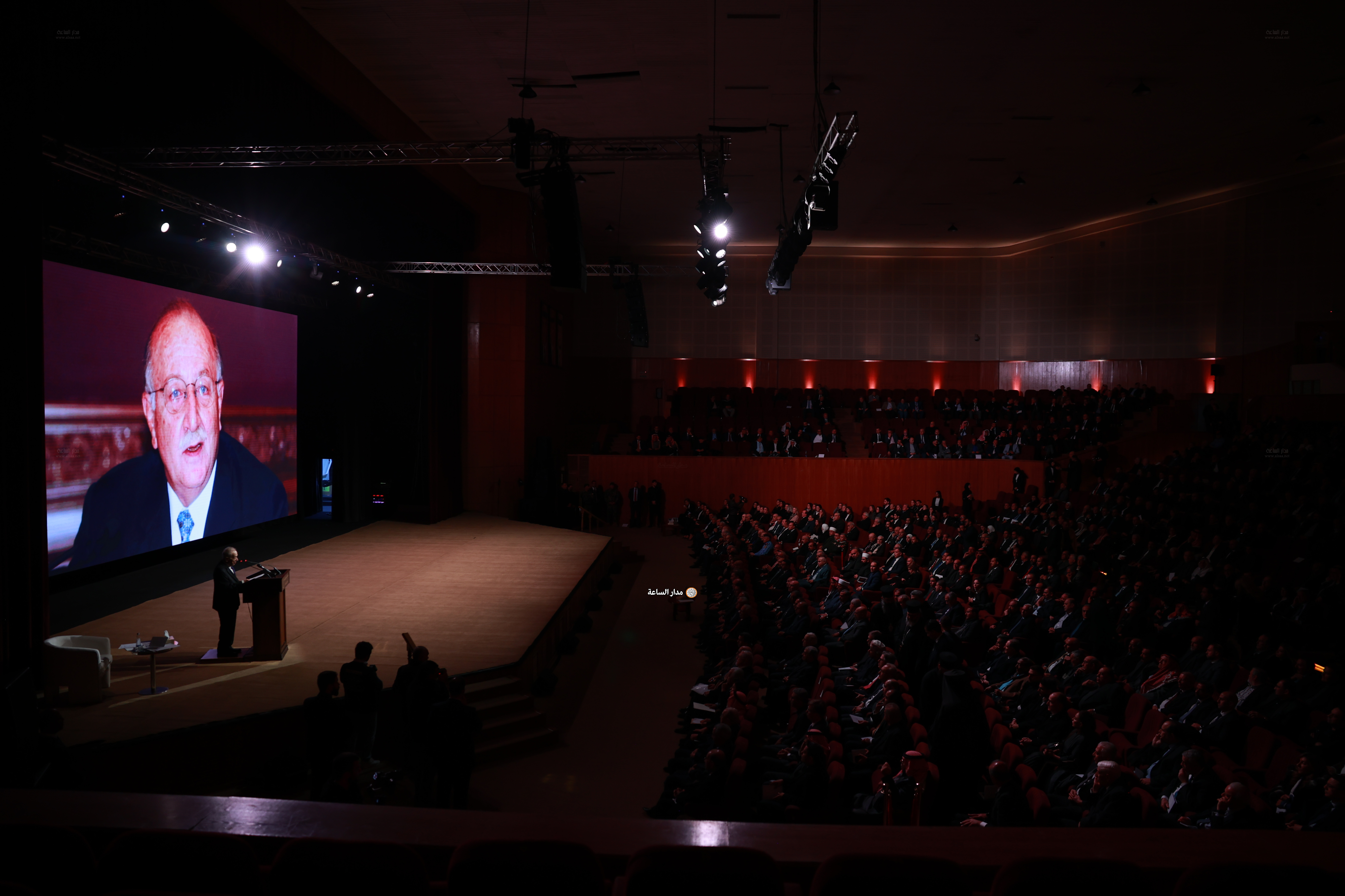 Madar Al-Saa Images 0.8948948253564266