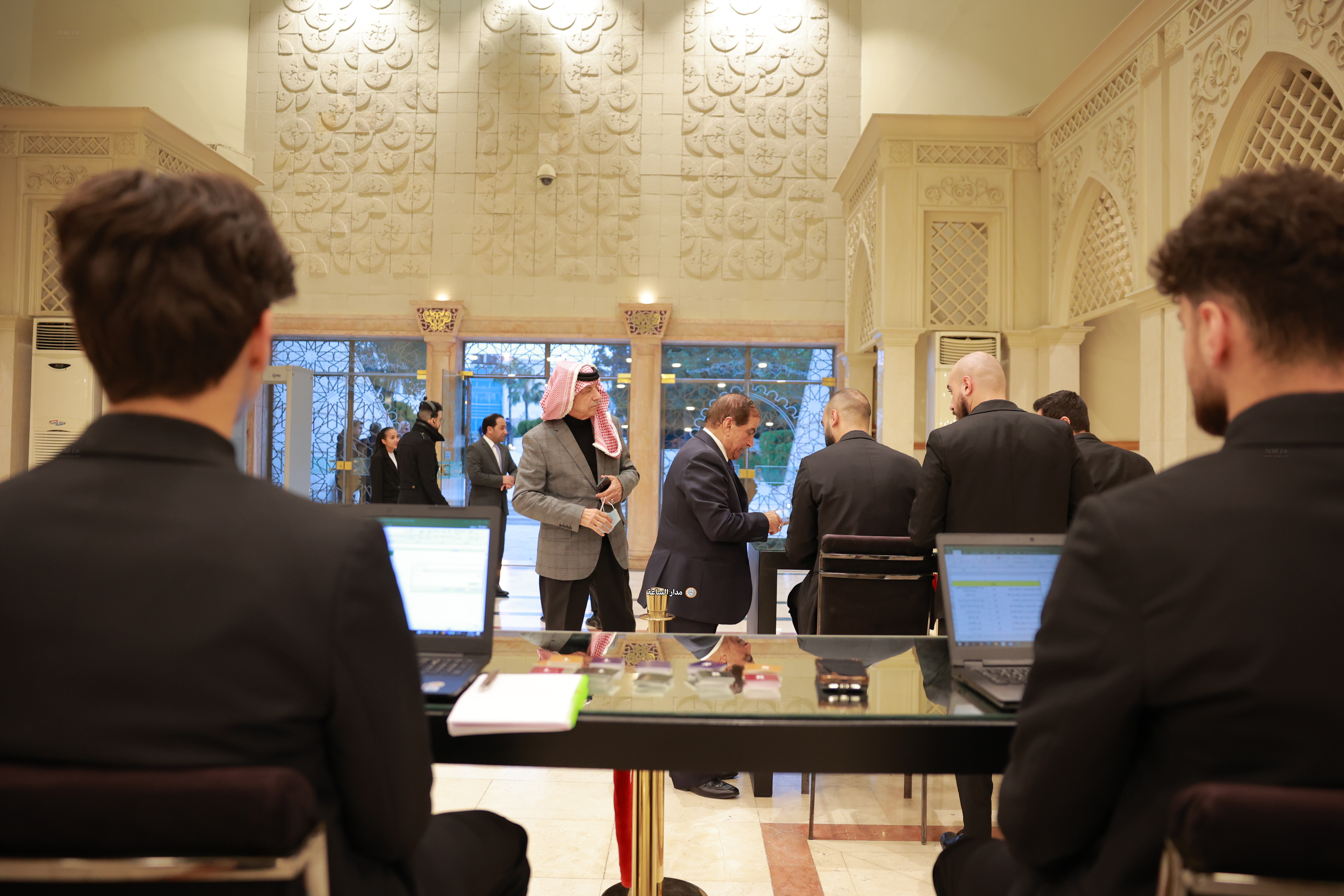 Madar Al-Saa Images 0.6145098281322523