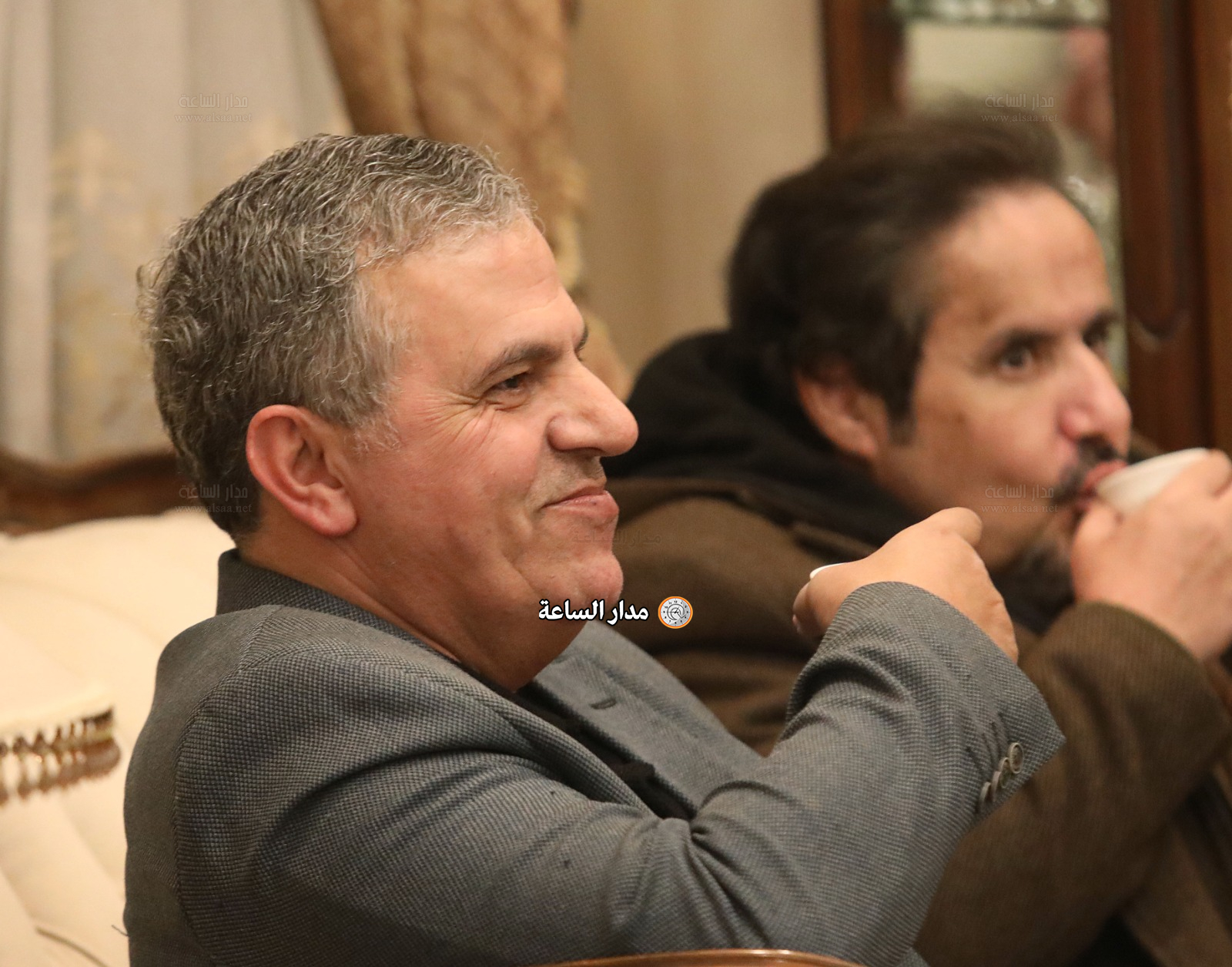 Madar Al-Saa Images 0.543488570759072