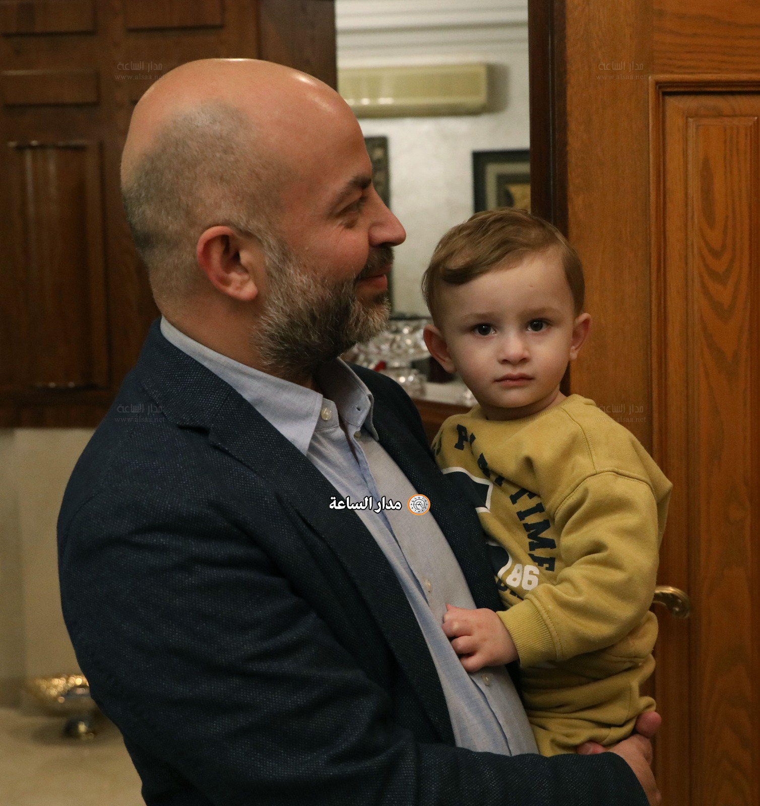 Madar Al-Saa Images 0.42389556328075106