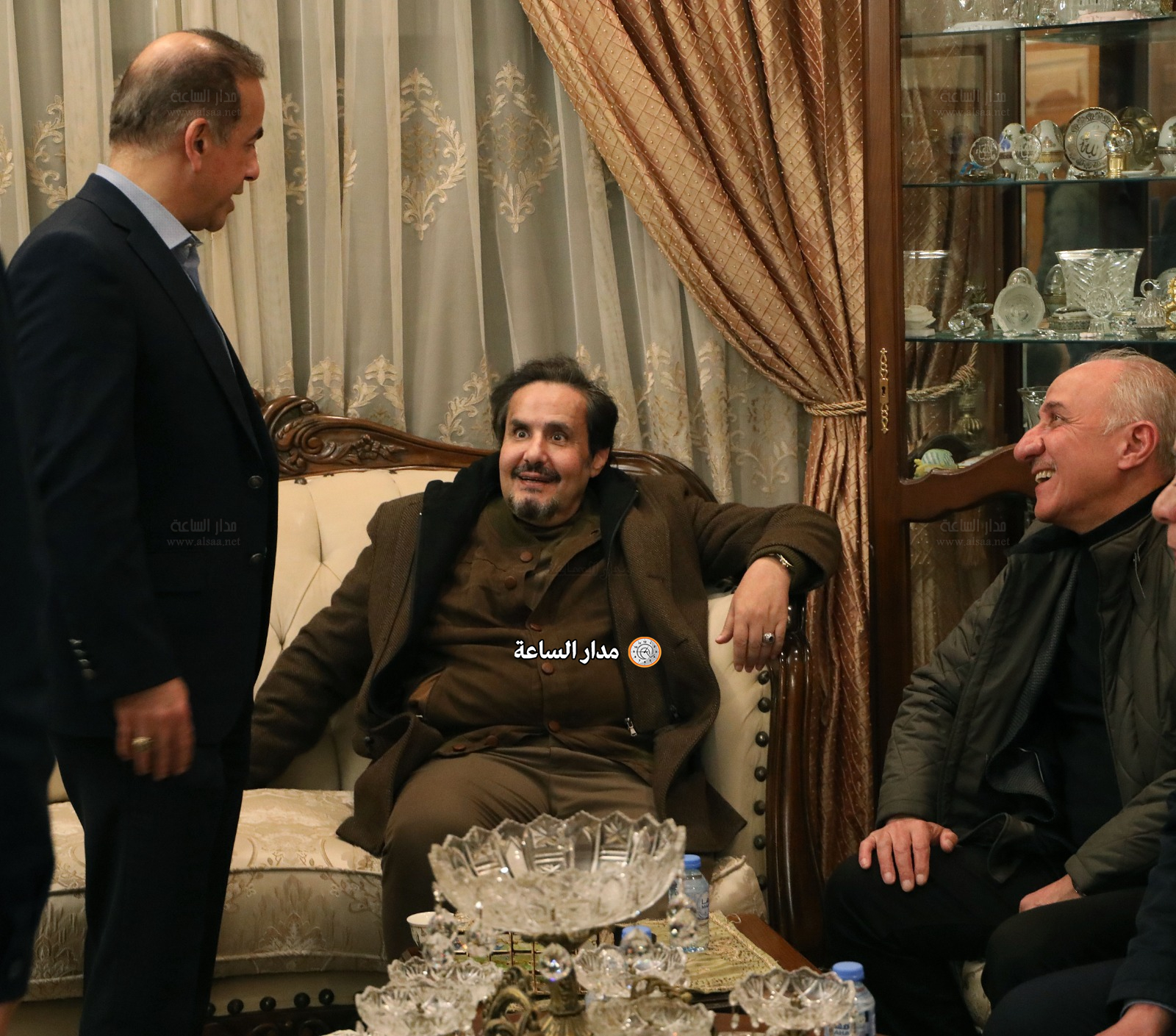 Madar Al-Saa Images 0.9652589834783833