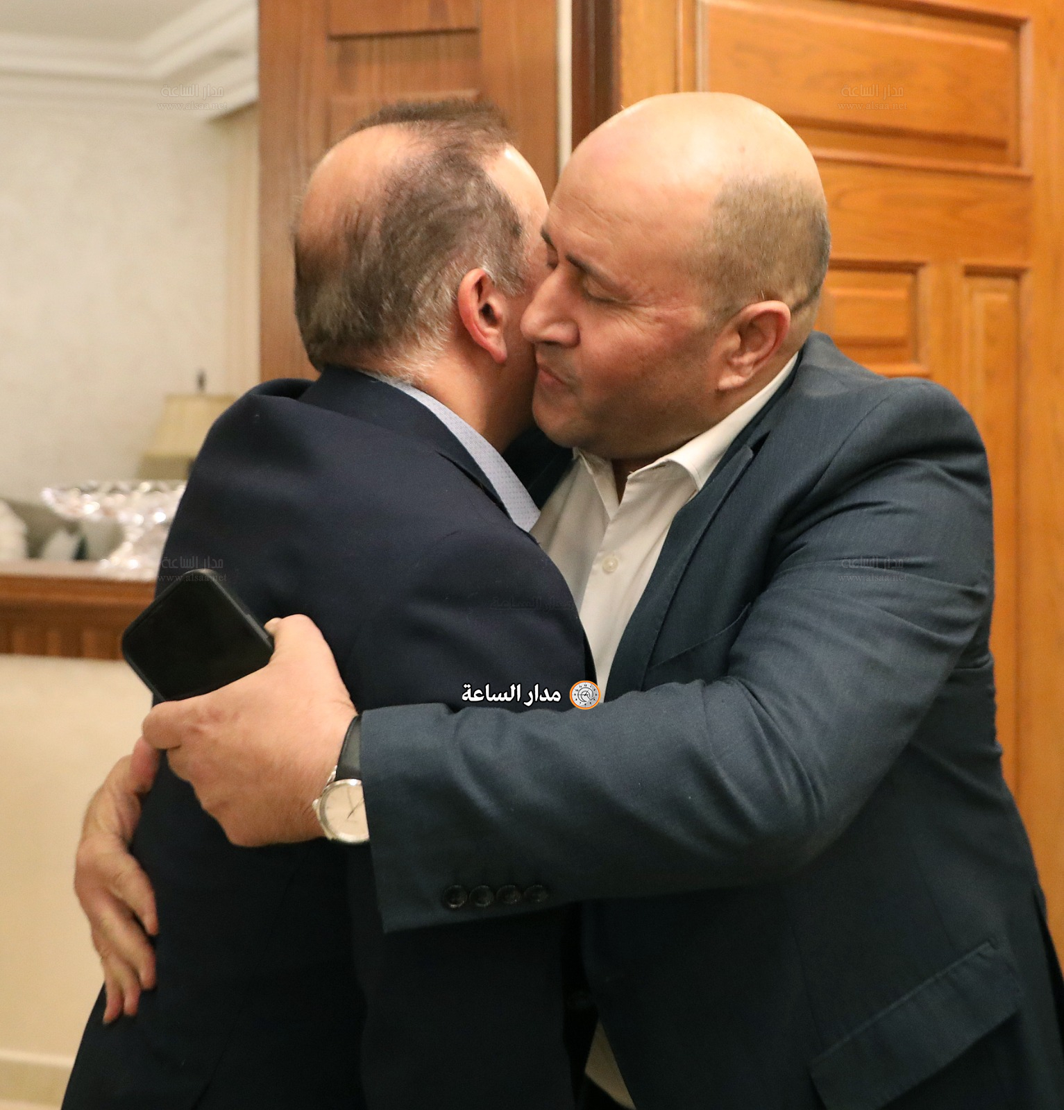 Madar Al-Saa Images 0.9735983363559821