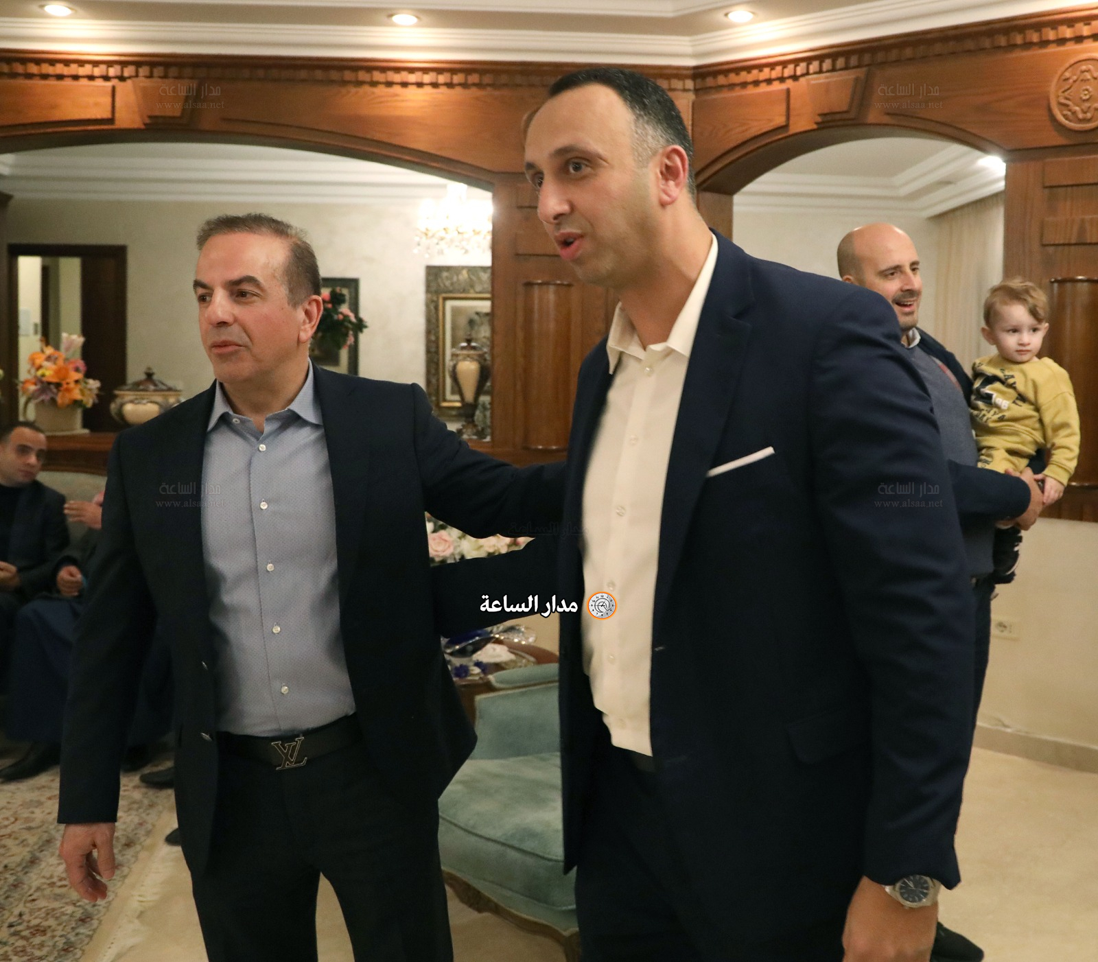 Madar Al-Saa Images 0.37599486327847687