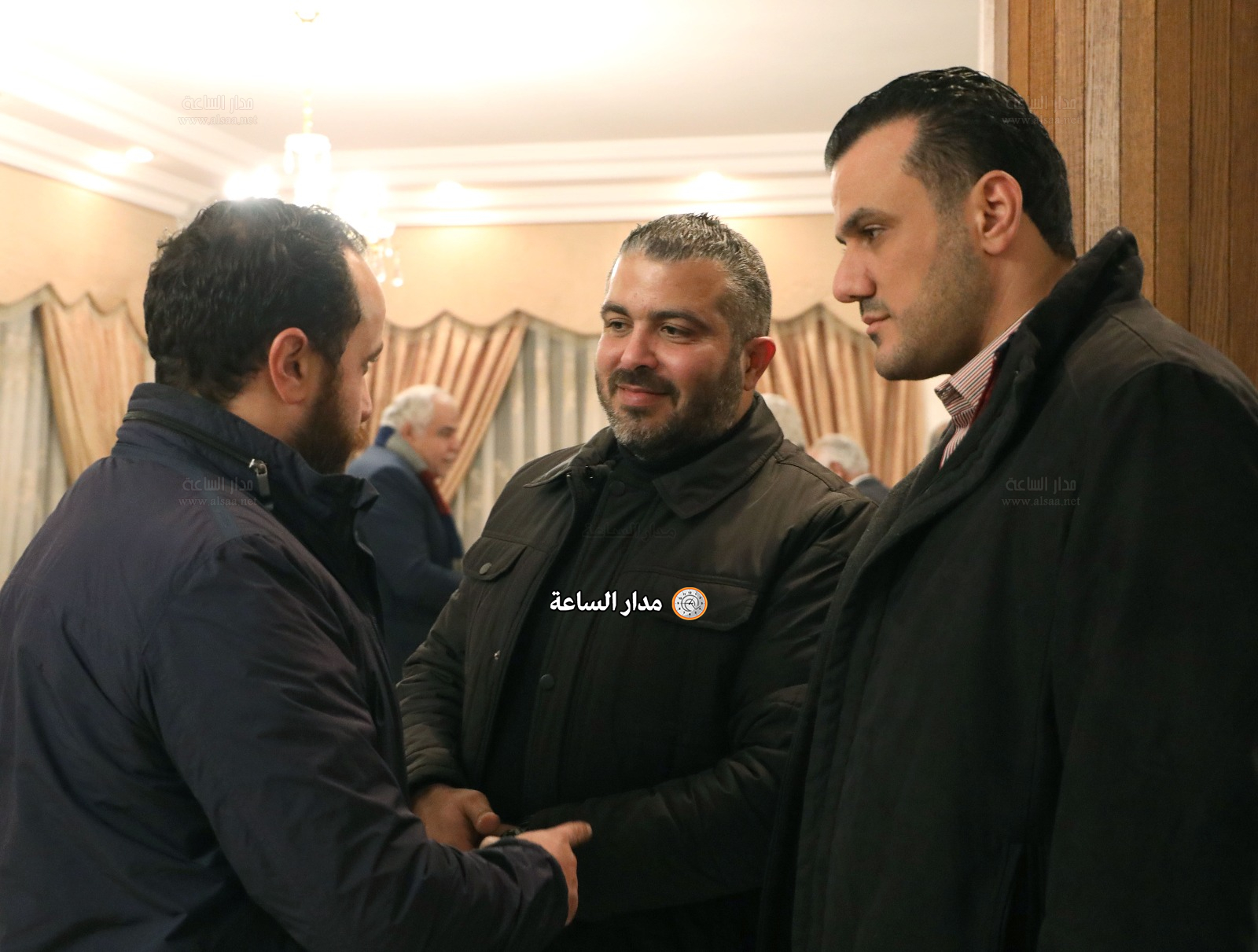 Madar Al-Saa Images 0.8782115793509673