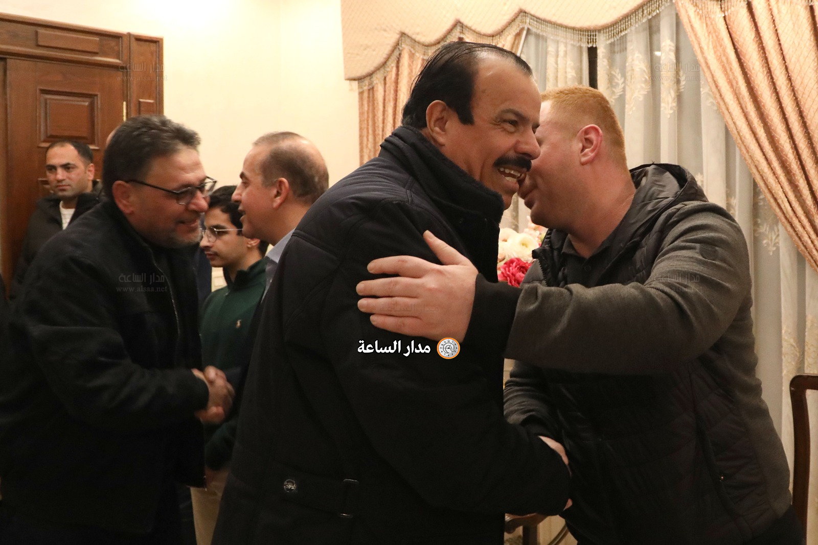 Madar Al-Saa Images 0.3223377390776243