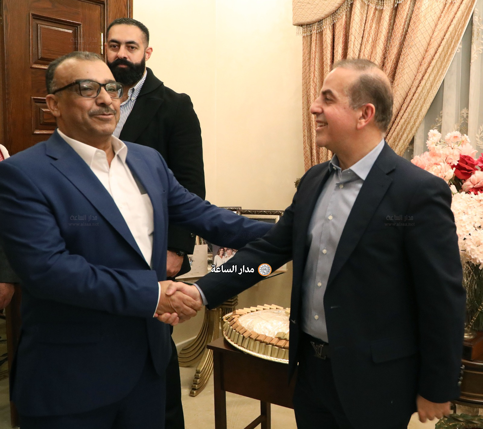 Madar Al-Saa Images 0.32831250810528534