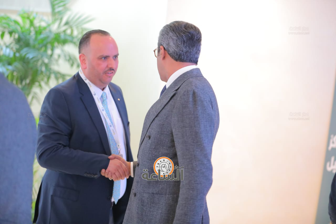 Madar Al-Saa Images 0.7838883401946175