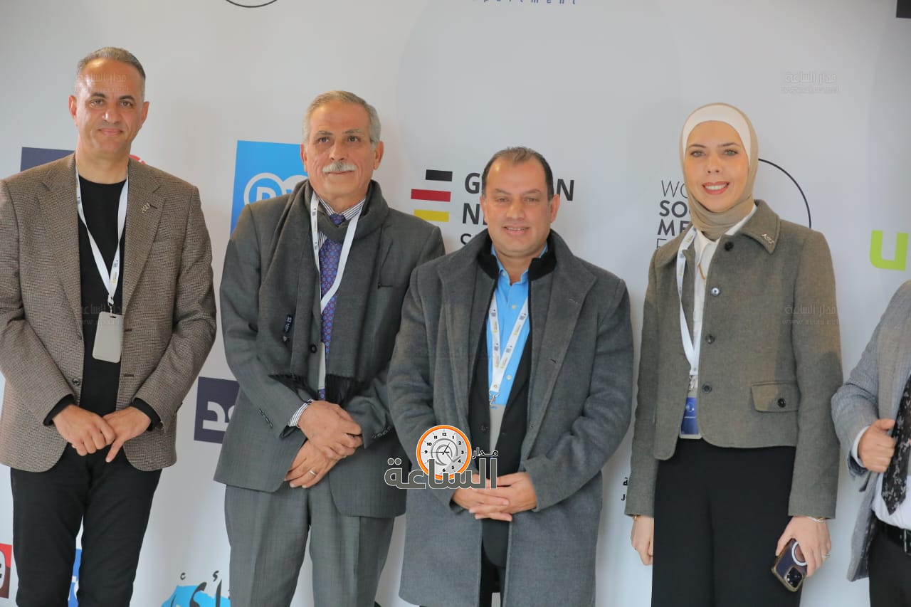 Madar Al-Saa Images 0.8450964634757361