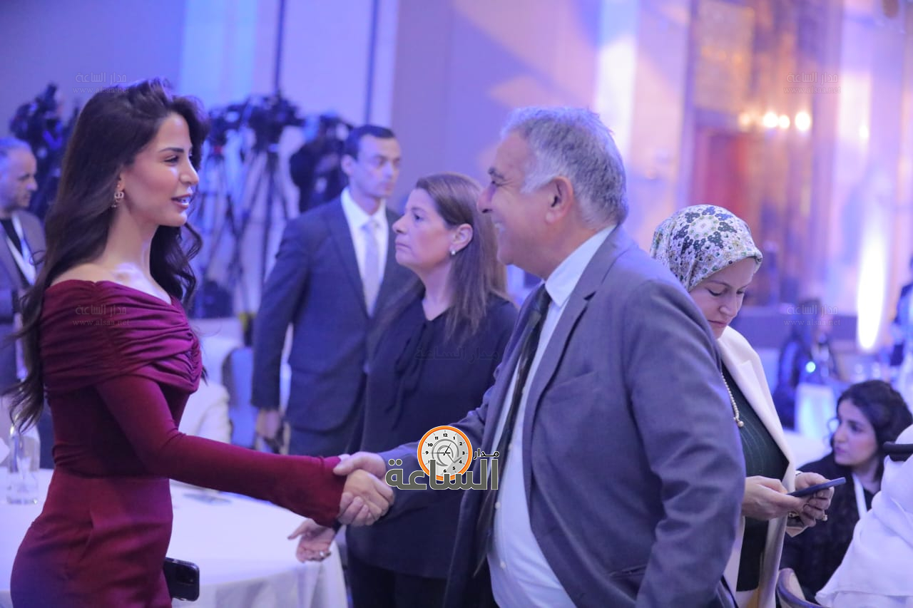 Madar Al-Saa Images 0.2572734006789992