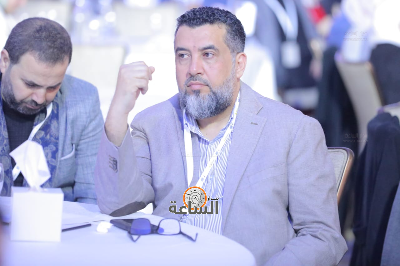 Madar Al-Saa Images 0.1530088113058885