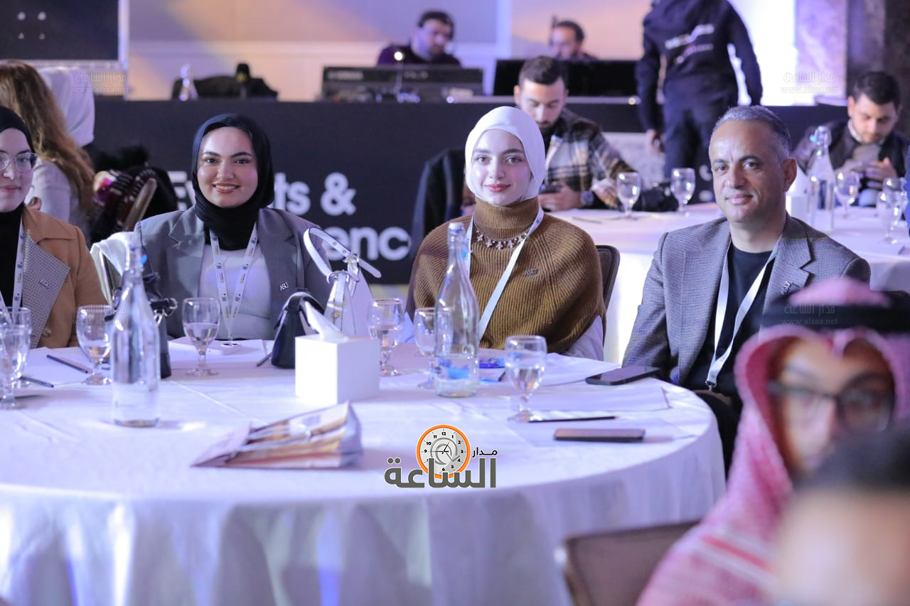 Madar Al-Saa Images 0.891145044771354