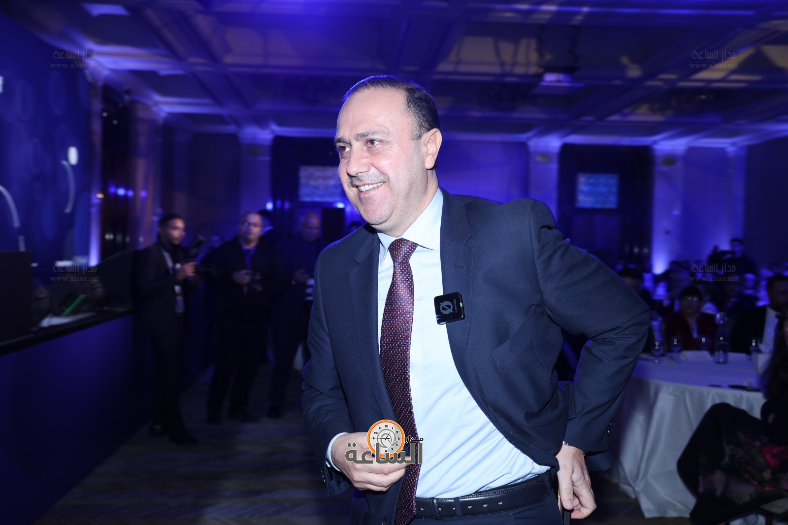 Madar Al-Saa Images 0.084255345843683