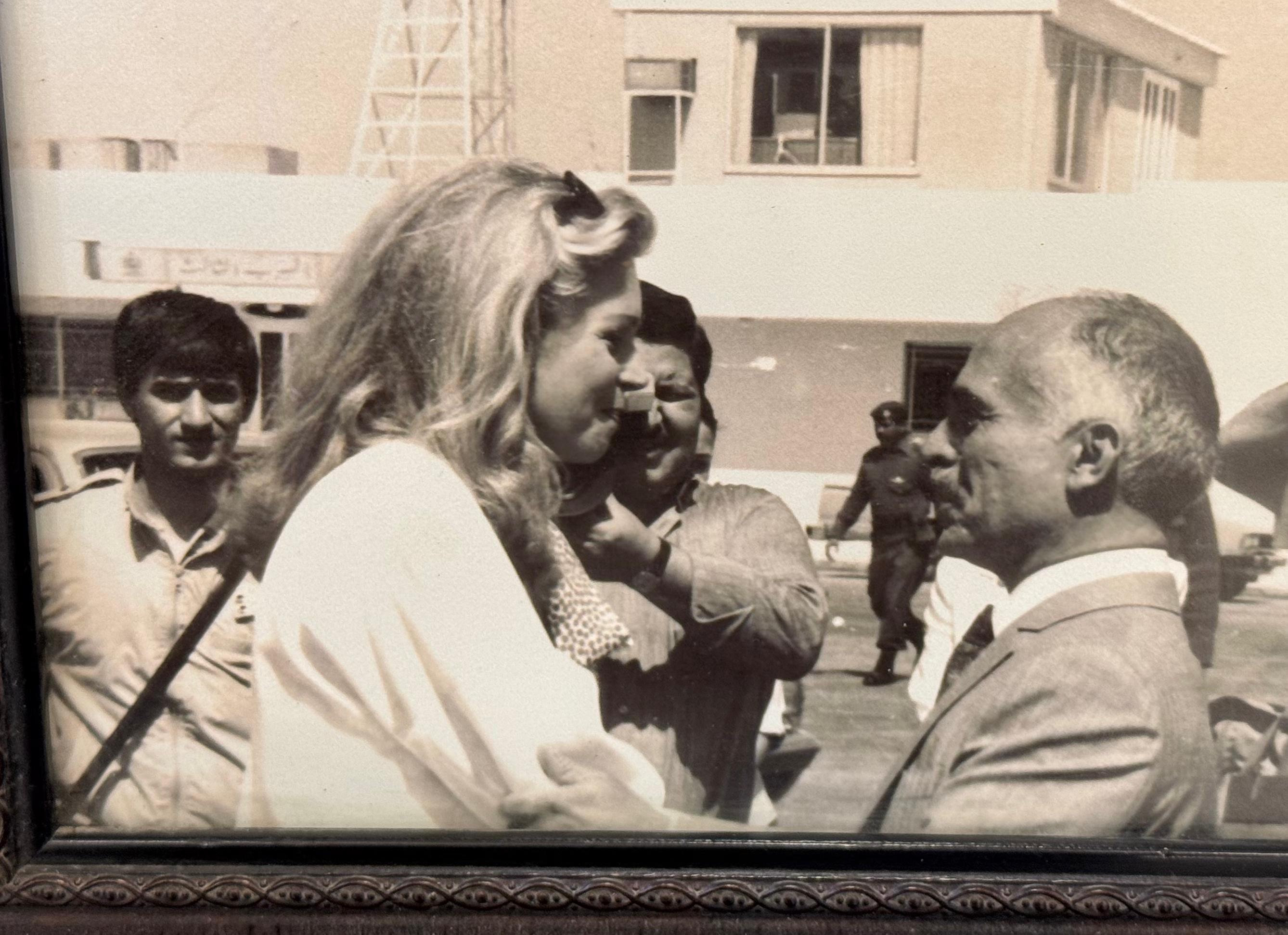 Madar Al-Saa Images 0.24577651876914208