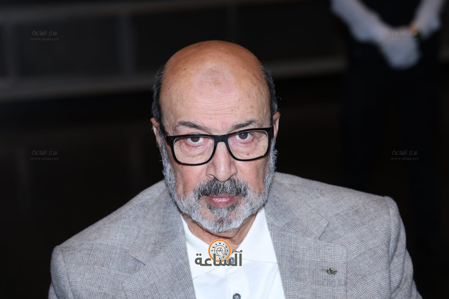 راشد فريحات يولم لوزراء وأعيان ونواب.. والعين أبو غاصب: راتب الوزير يعادل 50 دينارا (صور وفيديو) (video)