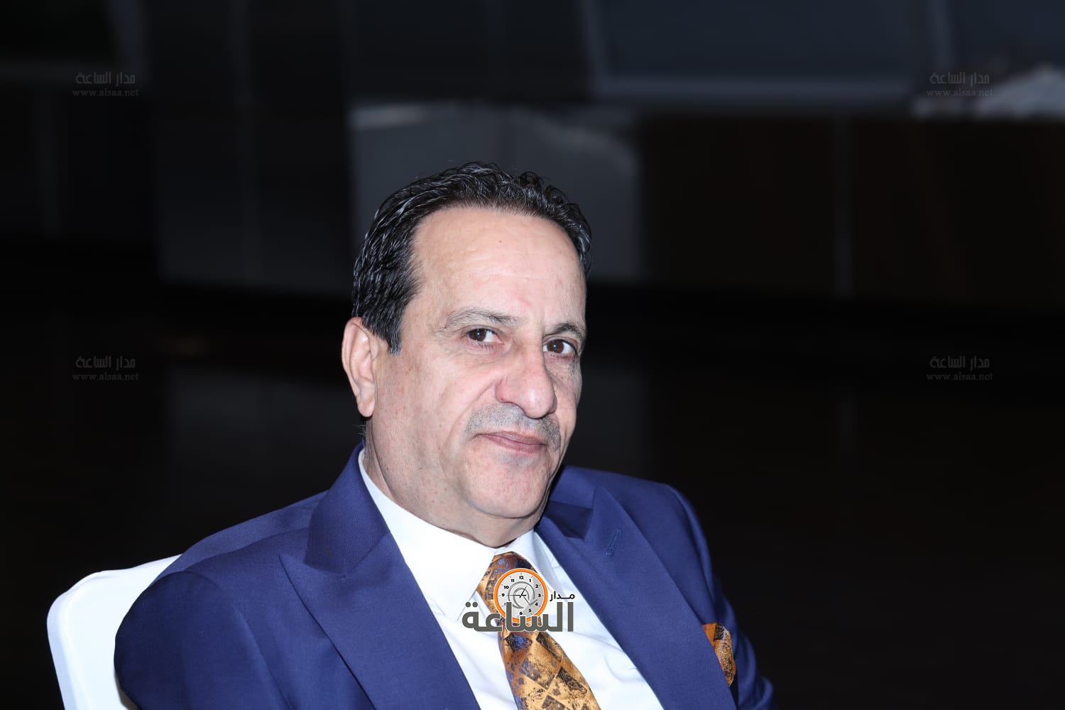 راشد فريحات يولم لوزراء وأعيان ونواب.. والعين أبو غاصب: راتب الوزير يعادل 50 دينارا (صور وفيديو) (video)